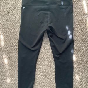 FABLETICS POWERHOLD LEGGINGS!!!